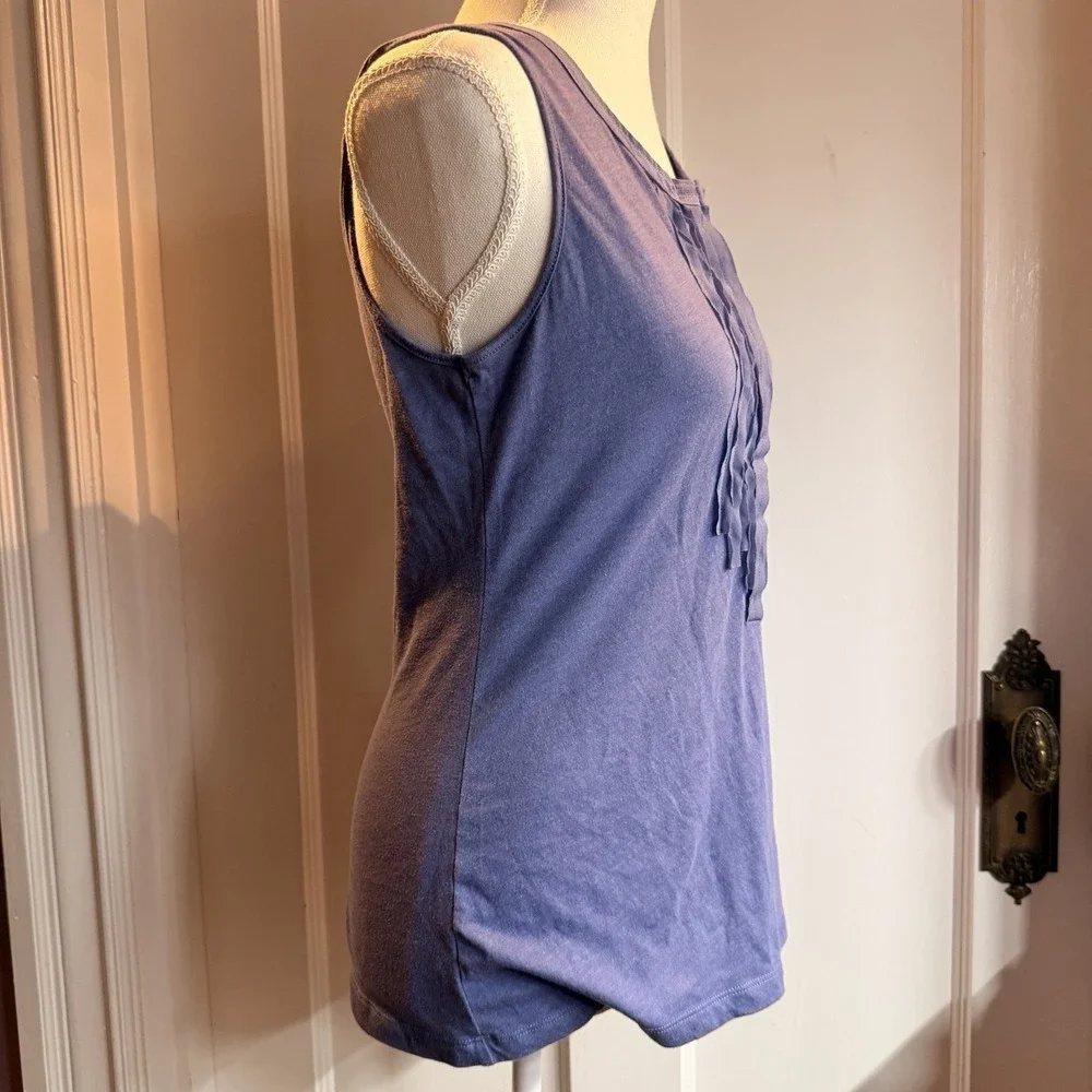 Gap Women's Ruffle Front Button Up Tank Top Blue Size M - Picture 2 of 7
